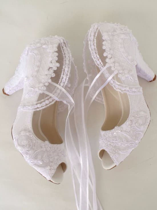 Beyaz Dantel İşlemeli Gelin Ayakkabıları-9cm Topuklu