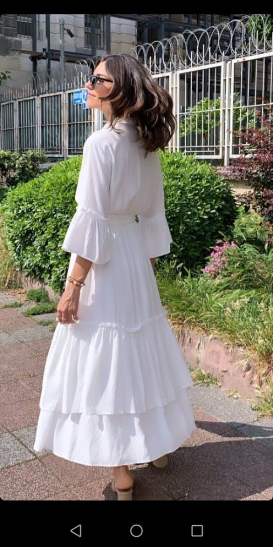 Tasarım Beyaz Elbise